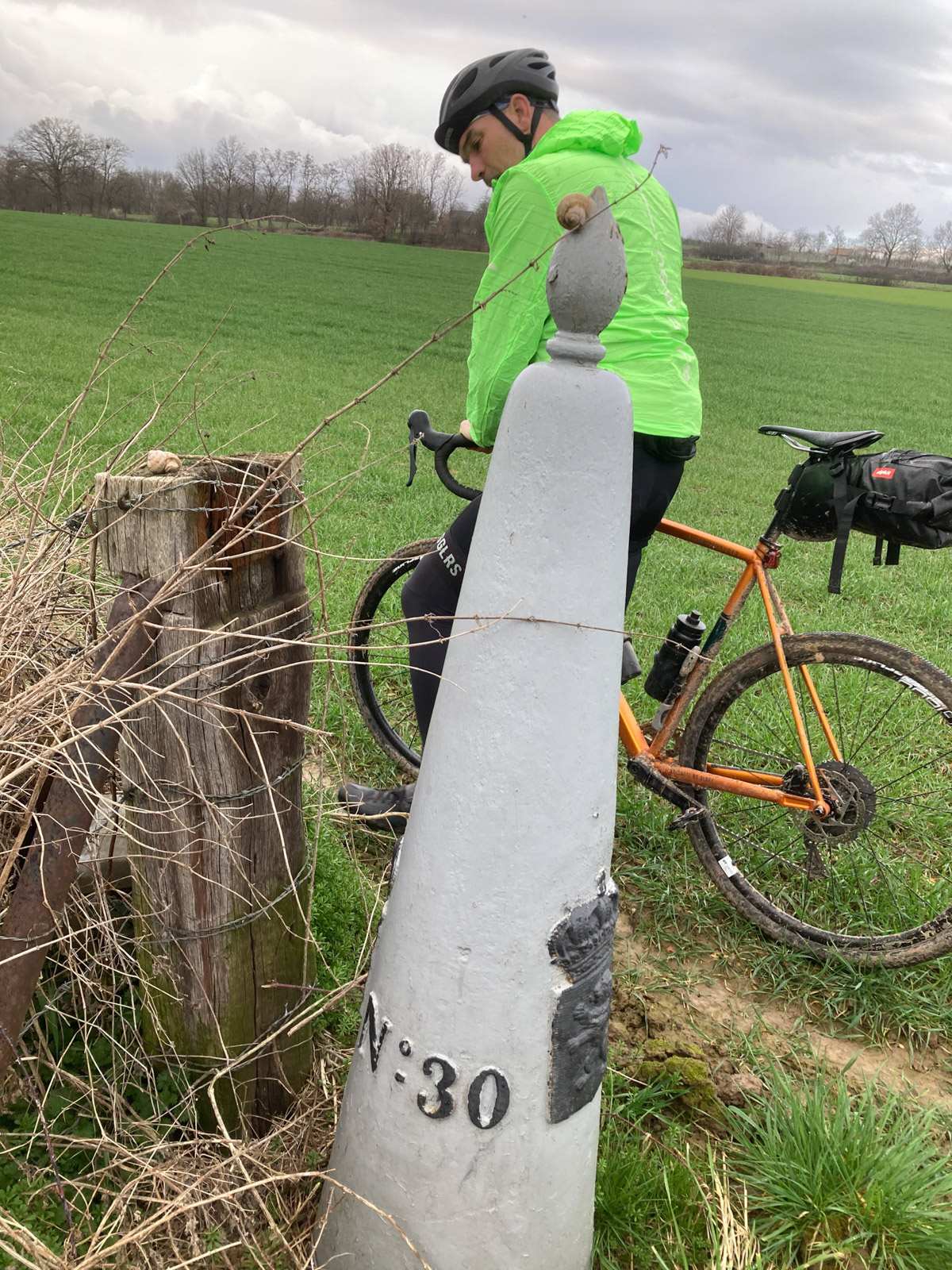Grenspaal 030
